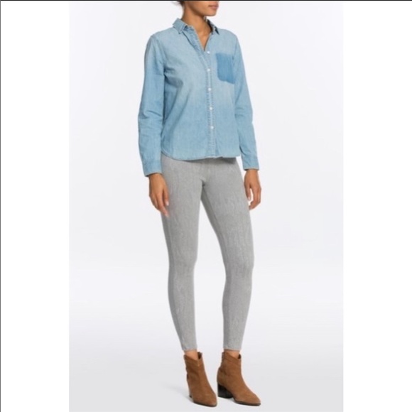 Spanx Jeansish Snake Print Leggings - Picture 6 of 8